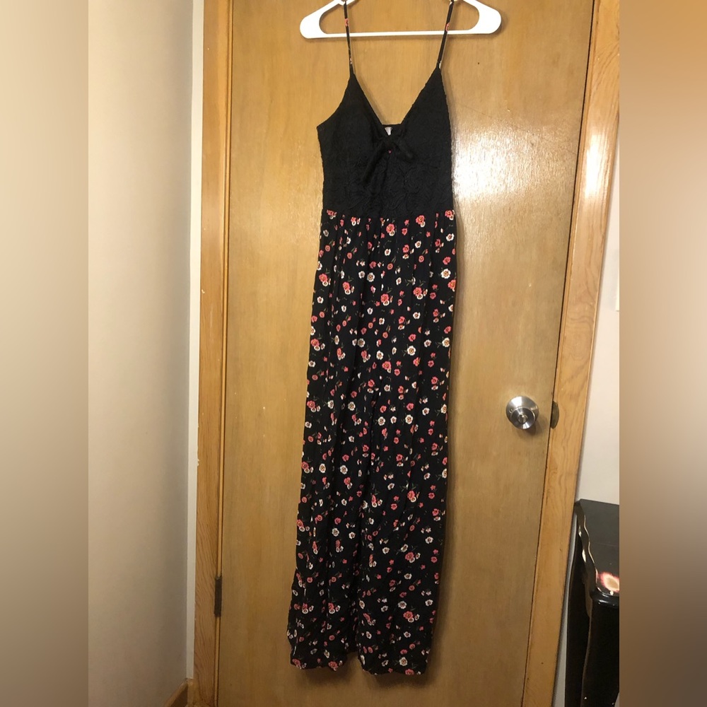 NOBO Crochet Accent floral Spaghetti Strap Shortall L/G 11-13